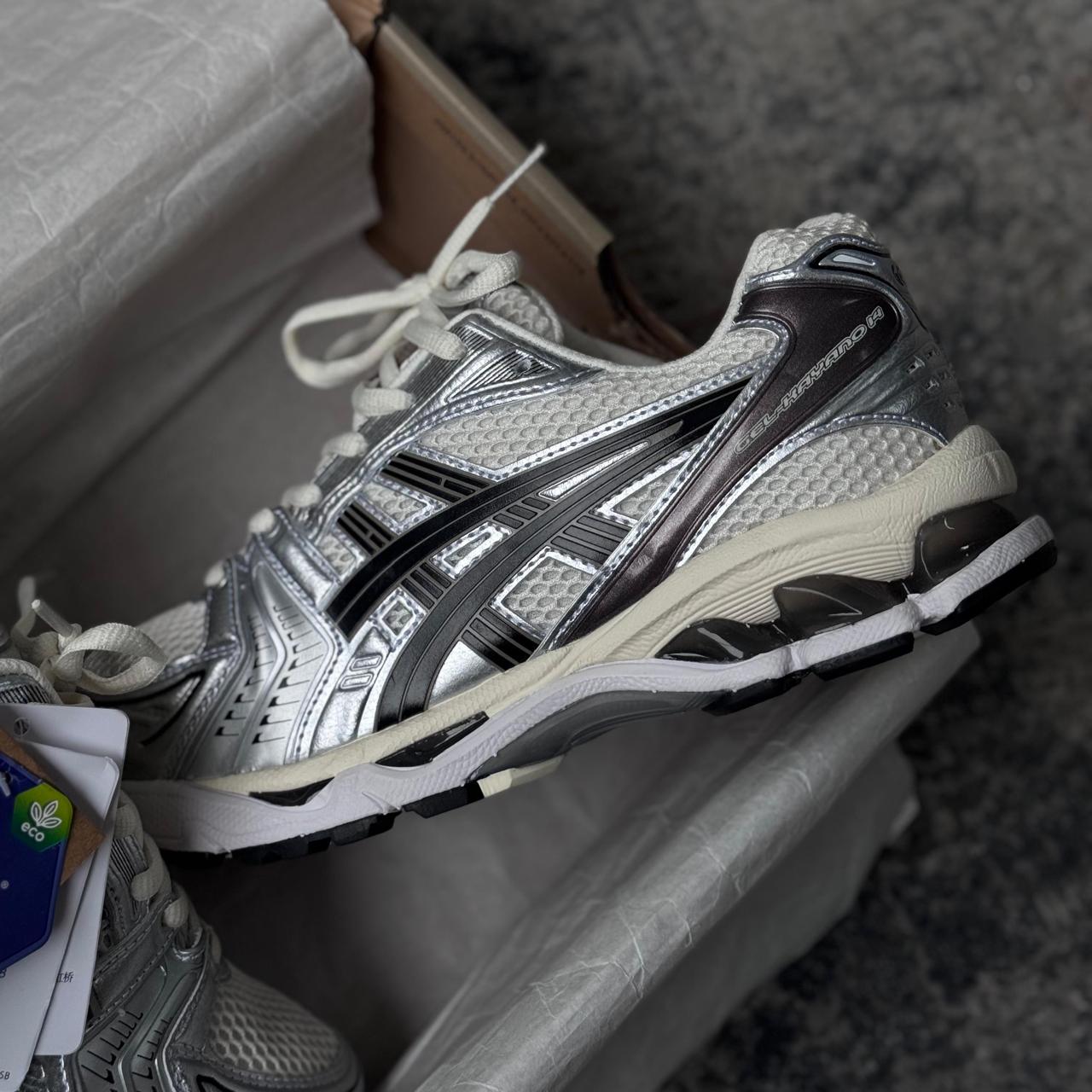 ASICS