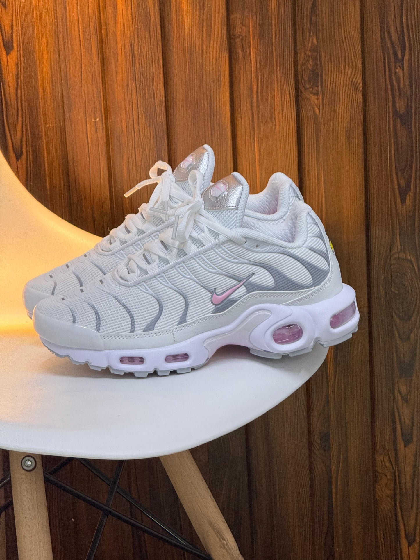 NIKE TN